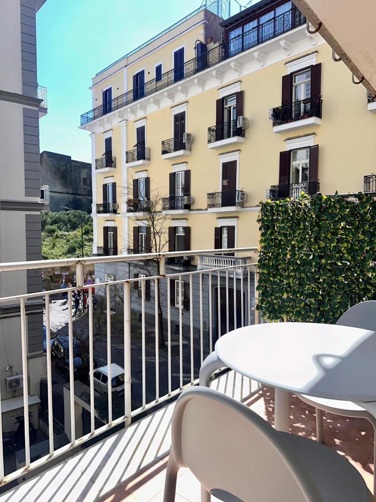 B&B Interno 5 Napoli Eksteriør billede